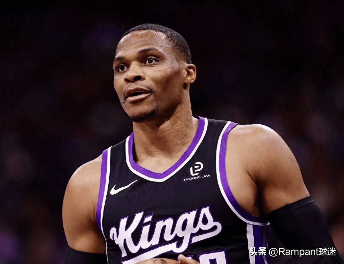 国脚连续助攻，带动全队节奏（国脚连送助攻，盘活全队节奏）