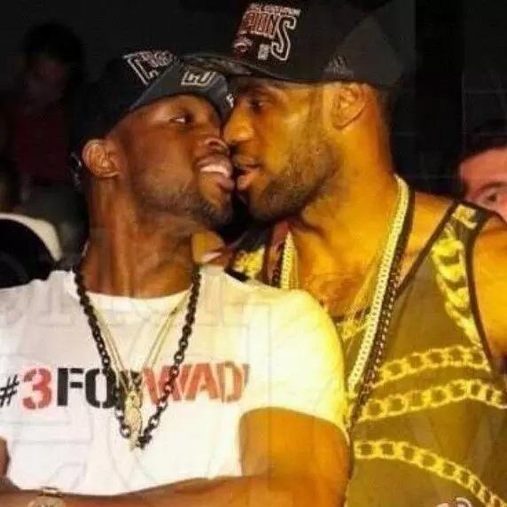 ATP总决赛第3日综述：阿卡逆转迎两连胜，穆塞蒂保留晋级希望（ATP年终总决赛第3日回顾：阿尔卡拉斯逆转豪取两连胜，穆塞蒂仍存晋级希望）